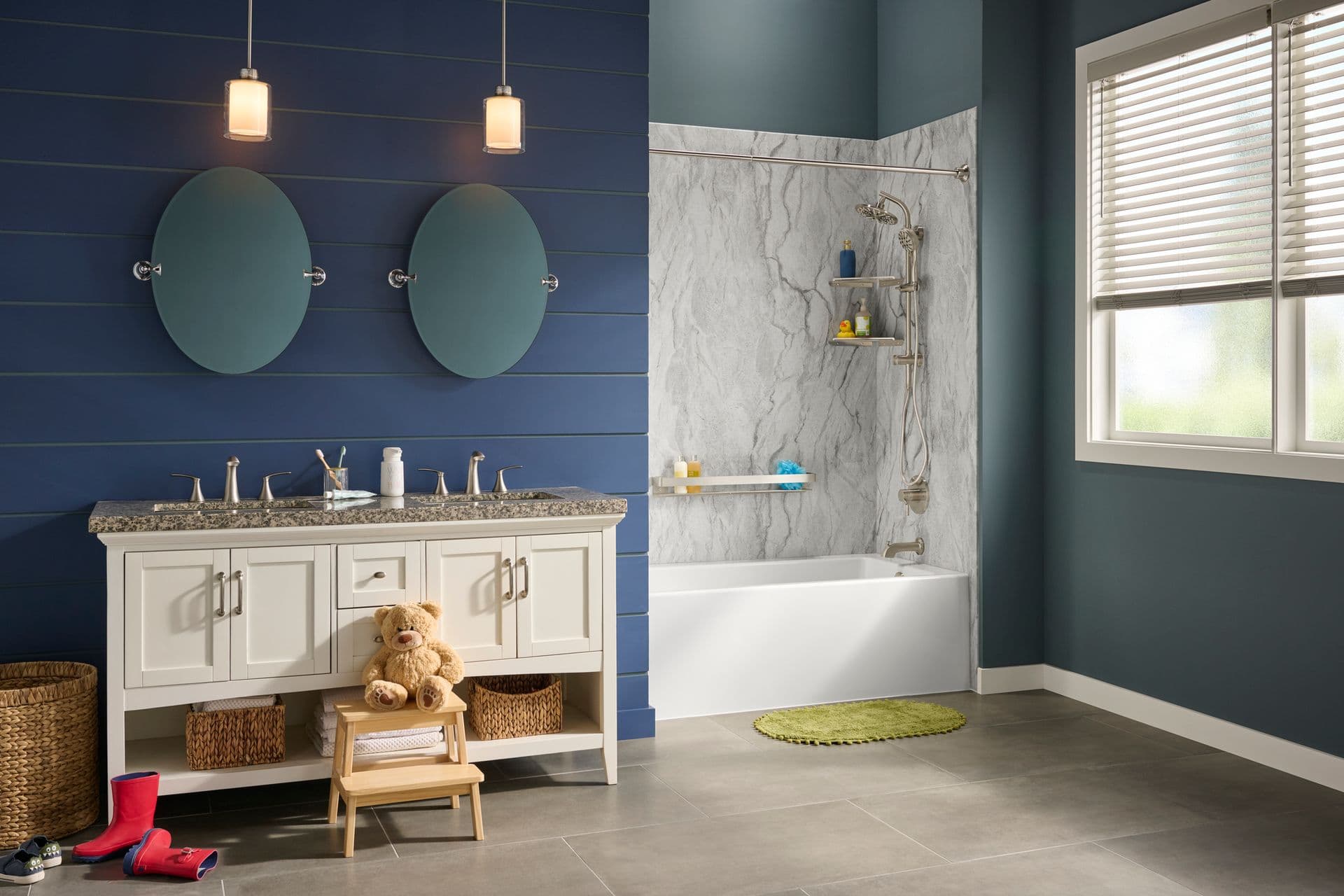 Bathwraps Bathtub